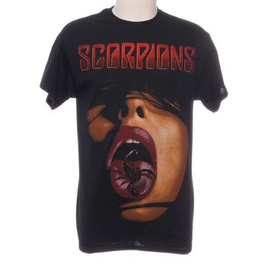 Scorpions - Scorpion in Mouth